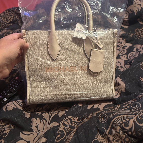 Michael Kors Beige Satchel and Crossbody Bag - Picture 4 of 4